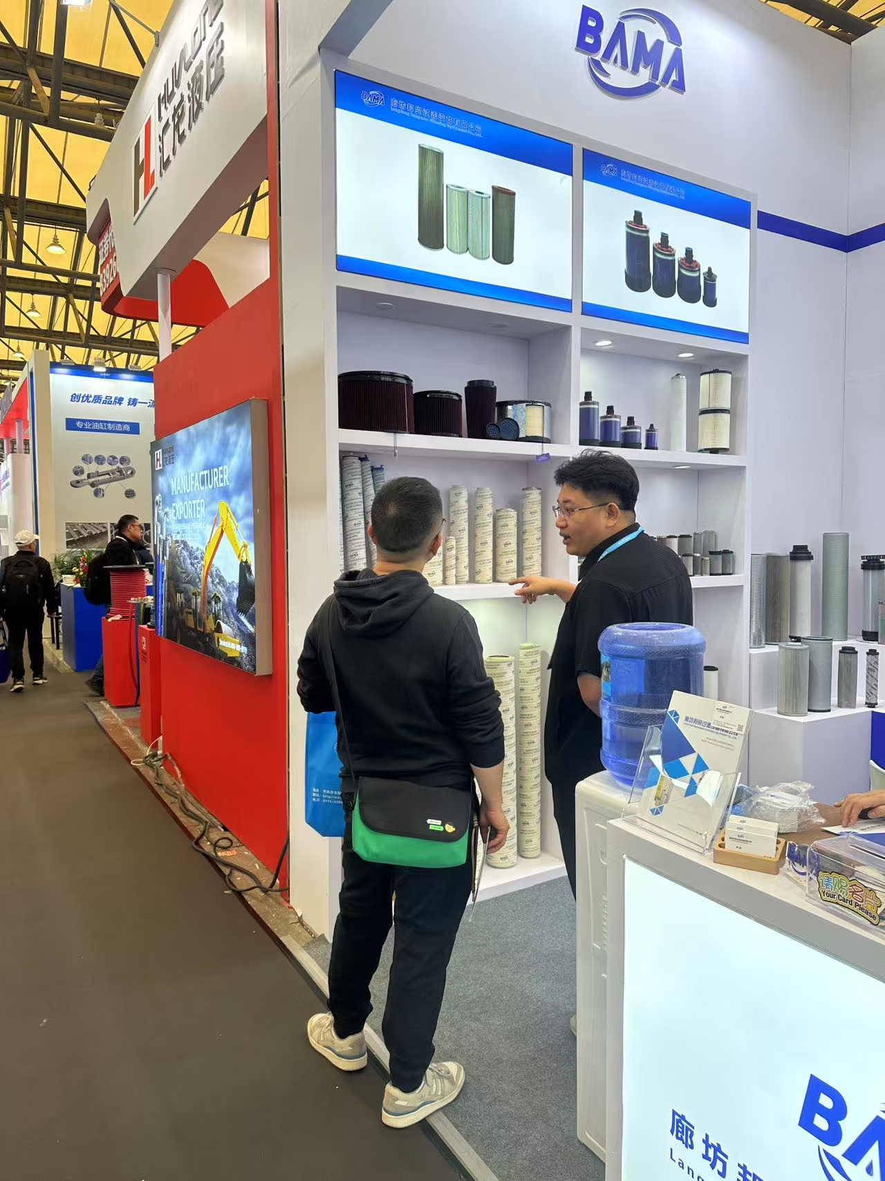 8648e287fd7143903aa061174313d73