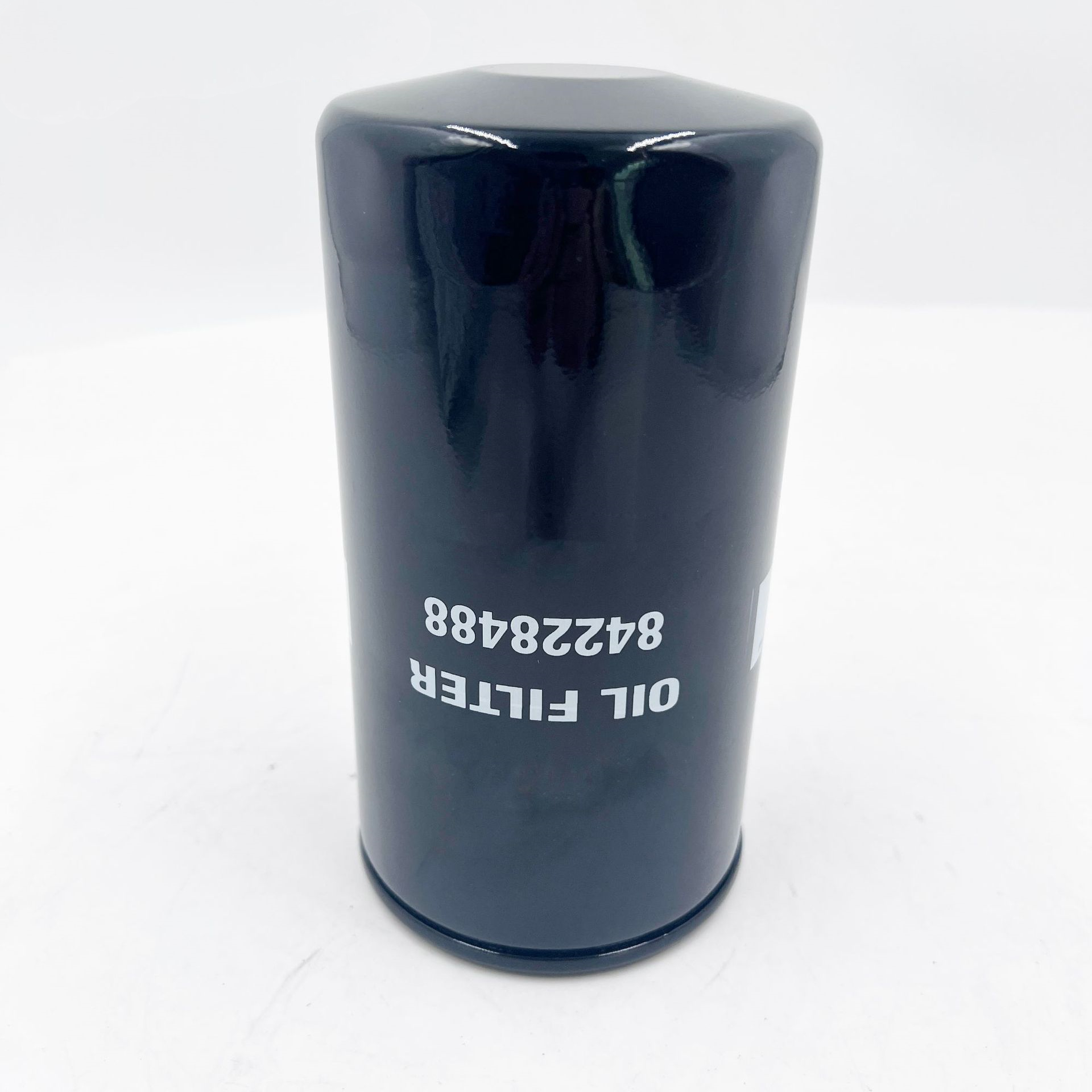 Replace NEW HOLLAND Engineering Machinery Oil Filter Element 84228488