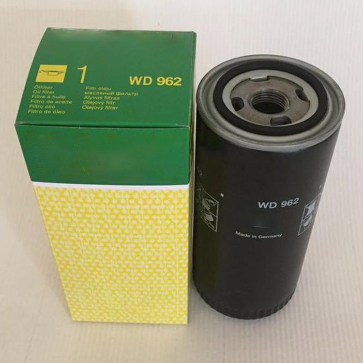 Replacement MANN Oil Filter WD724/6