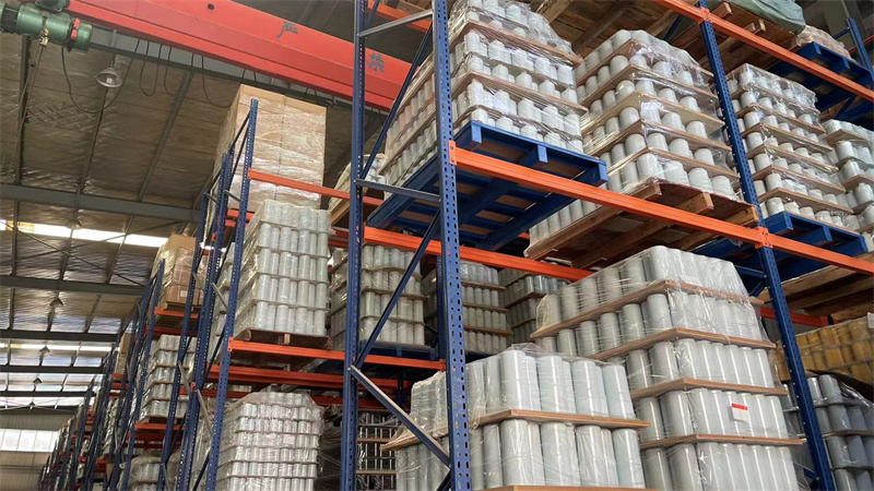 What is a hydraulic filter