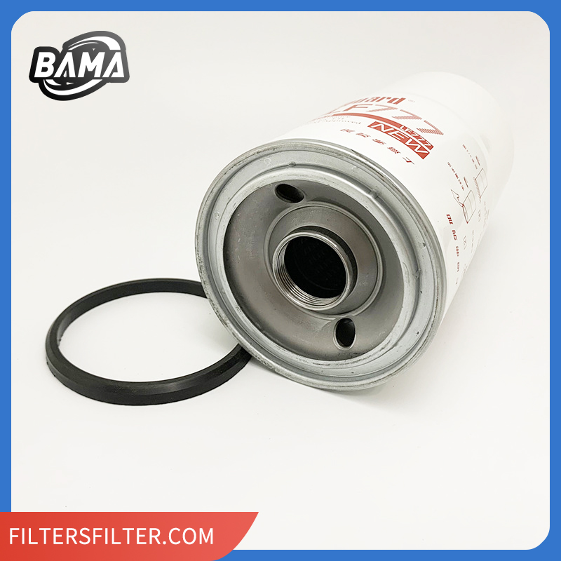 Heavy truck engine oil filter LF777